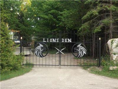 LIONS DEN! QUIET ELEGANCE WITH COMPLETE PRIVACY!! CLOSE THE GATES ENJOY!! 5 NIGHT STAY JULY 8-13th!!