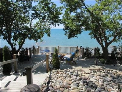 St Joseph Gem, 1.5 acre site with three large decks and large covered porch overlooking Lake Huron