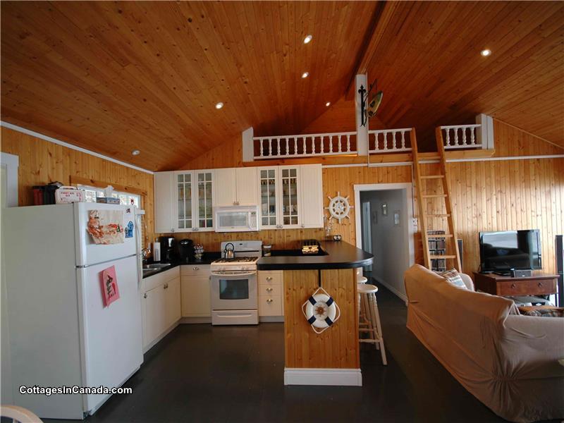 Payton's Legacy Waterfront Cottage Rental DI