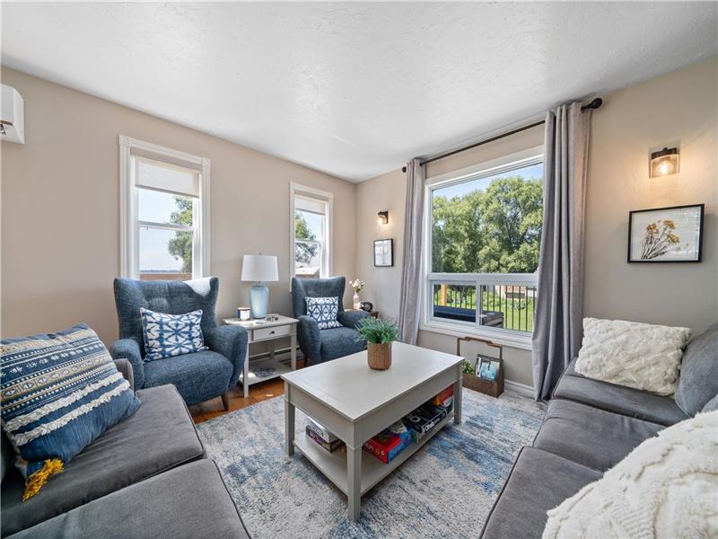 Family friendly beach inspired Cottage on Wellers Bay