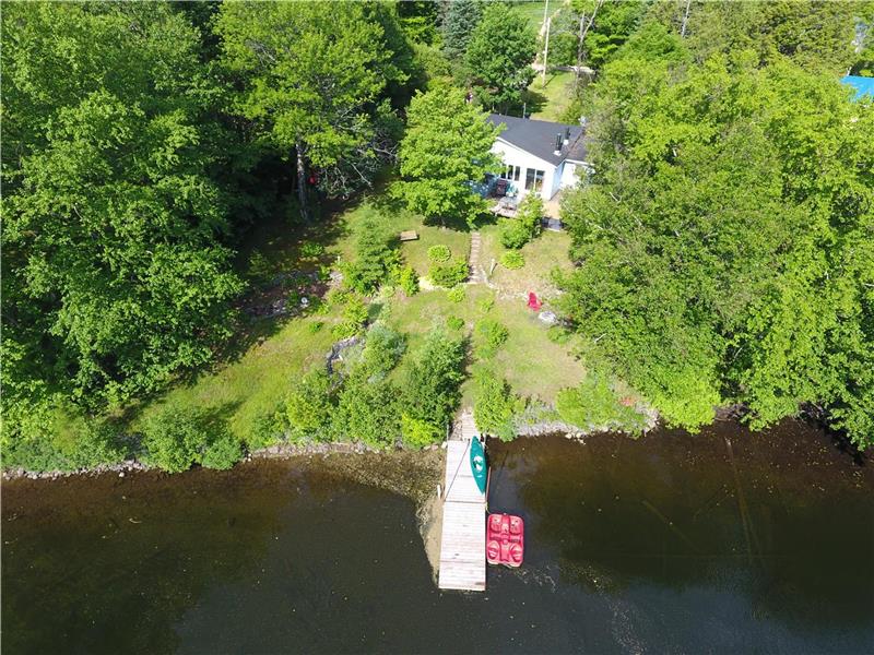 Cottage Blue Amherst Cottage Rental Gl 17060 Cottagesincanada
