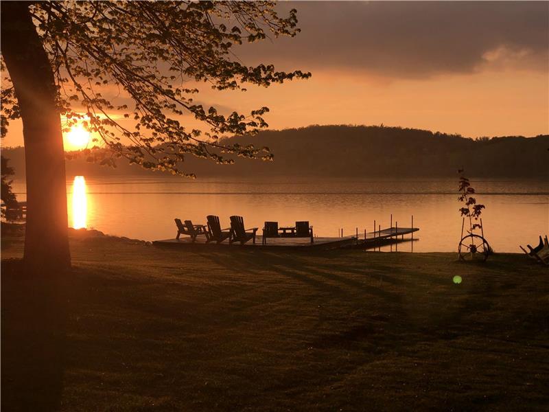 Pemberley - Luxury Lakehouse