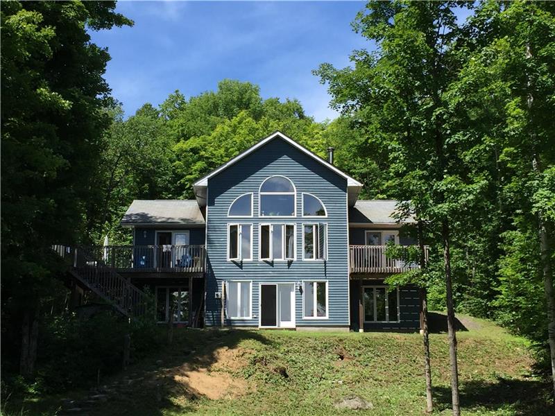 Heavenly Treasure Homes Cottage in Haliburton Cottage Rental DI