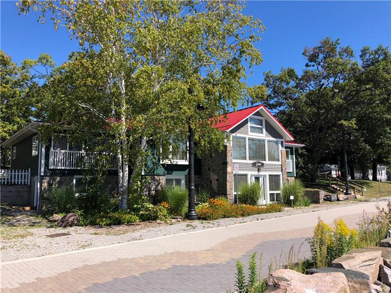 Grise Family Cottage - Delawana Resort