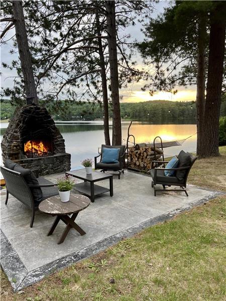 Family-Friendly| Shallow Sandy Waterfront