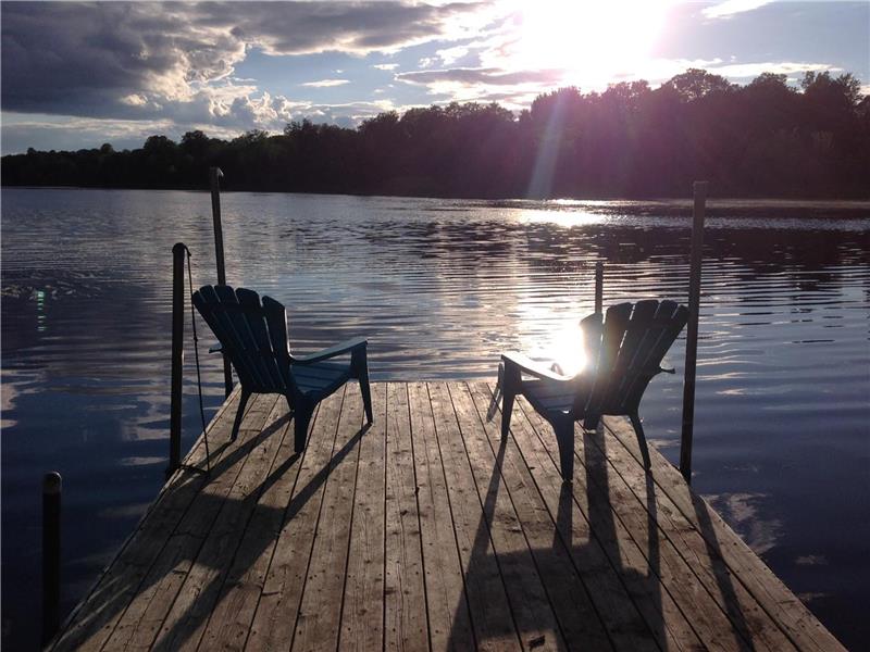Private Bennett Lake Cottage near Perth Ottawa Kingston