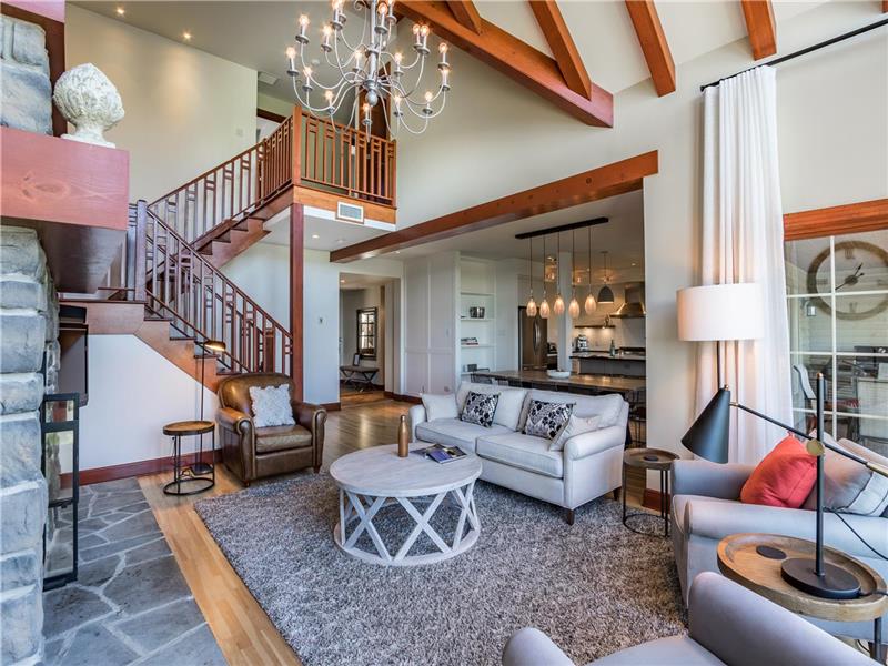 Panache 784 | Luxury Townhome 6 brs Spa, Billiards