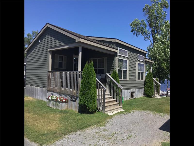 Waterfront Premium Cottage Peterborough Cottage Rental Di