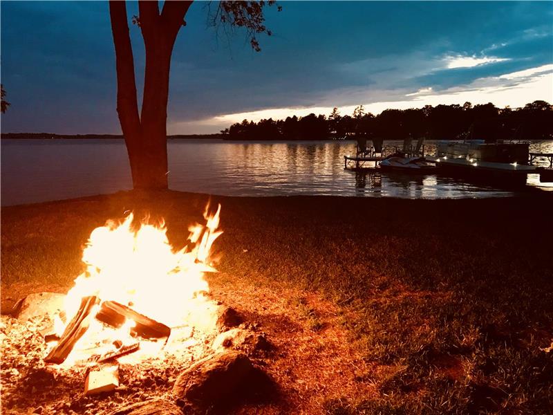 Cozy Family Get Away Tobogganing Fenelon Falls Cottage Rental