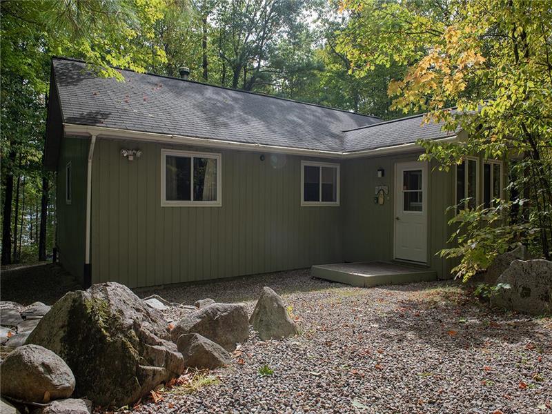 WHITE LAKE WATERFRONT COTTAGE - AMIK COTTAGE