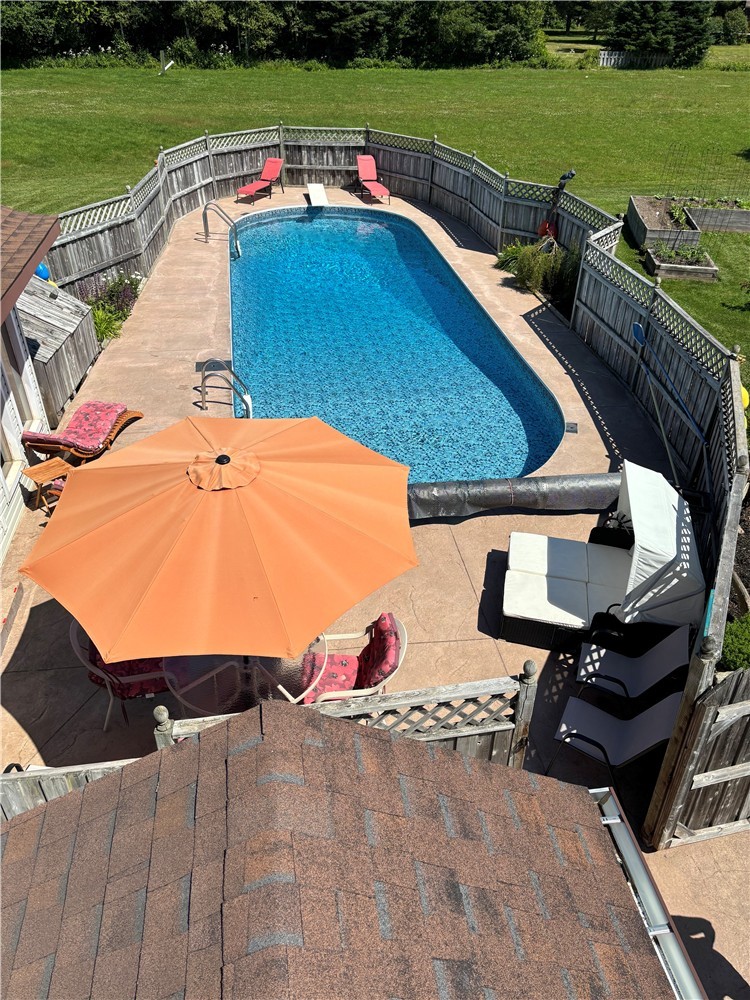 PRIVATE HOME WITH PRIVATE POOL/2 min beach access