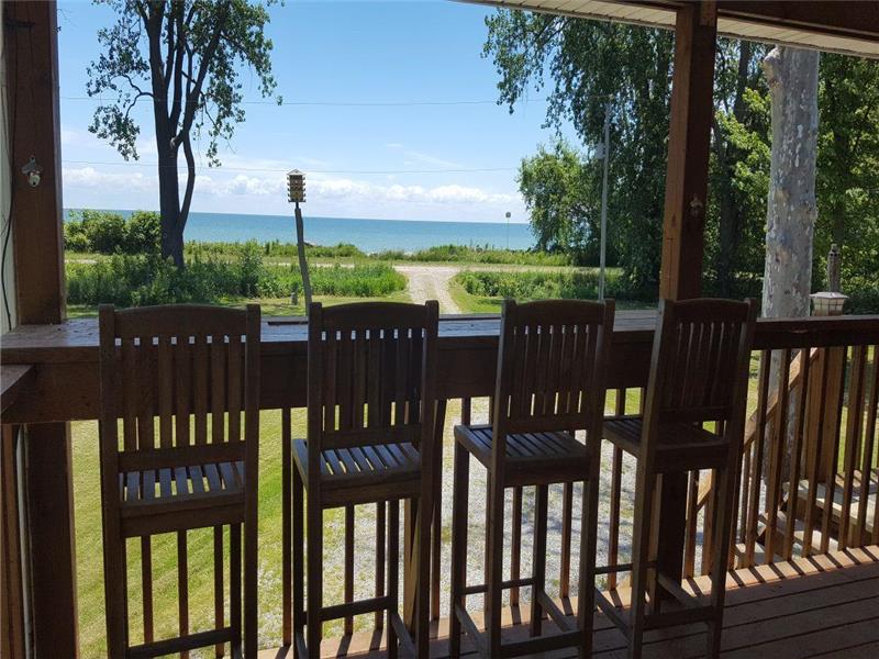 Venture Pelee by the Lake Pelee Pelee Island Cottage Rental GL
