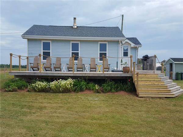 Canada Select 4 Star - OCEAN FRONT, BEAUTIFUL WATERVIEW, EASY ACCESS BEACH,, STUNNING SUNSETS