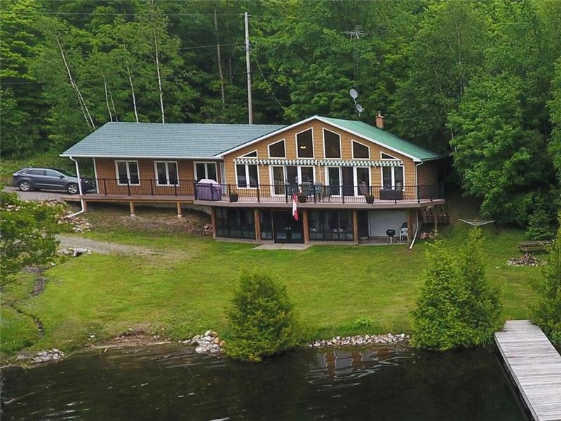 Big Glamour Lake Enjoy Beautiful Haliburton Cottage Rental