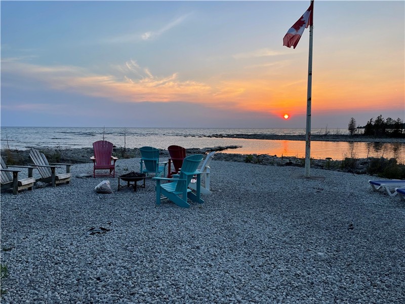 The Solstice Estate | Luxury Lakefront Spa Retreat