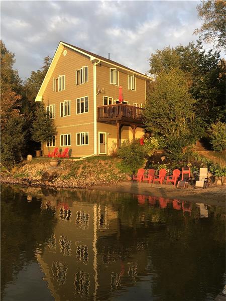Nana's Cabin, Lake of Bays, Dorset
