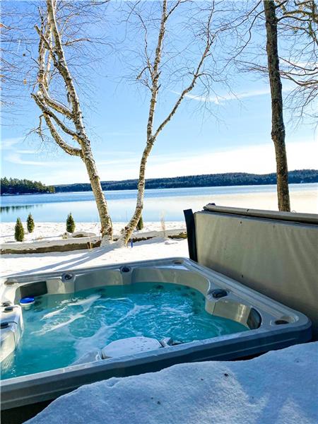 Beach Point Cottage Co. - Kennisis Lake-!! Jan 30th weekend  4 guests  600$ !!...!! Snow!!