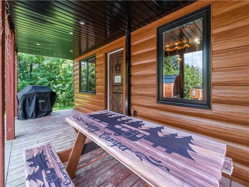 Paradise Escape (cottage #4)