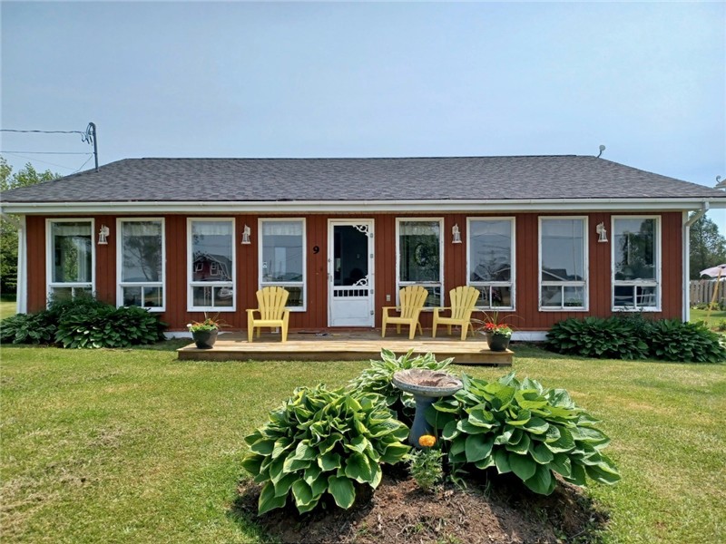 Grandview Beach Cottage, 3brm + extra room, Kayaks, 10km to Summerside