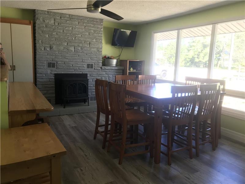 Port Franks Retreat - Cozy Cottage