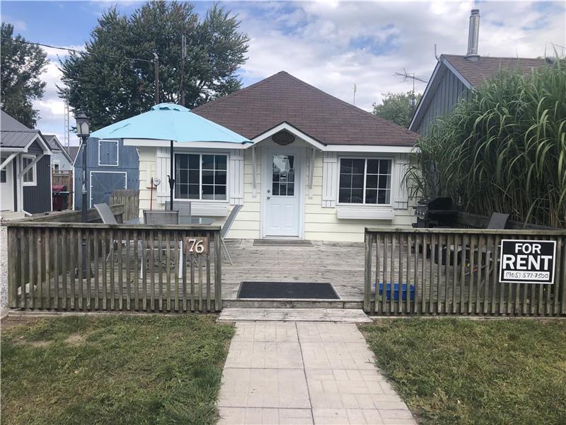 The Dollhouse Completely Renovated and Pet Friendly