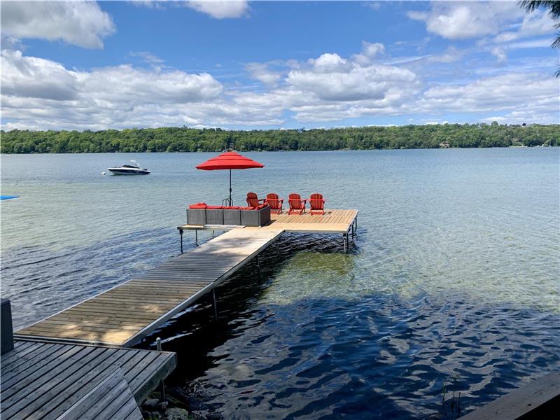 PEC Bay Dream Waterfront on Clear,  Sandy, Smith's Bay : PEC#ST-2019-0213