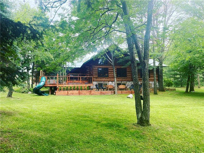 The Gordon's River Cabin-Custom Log Home