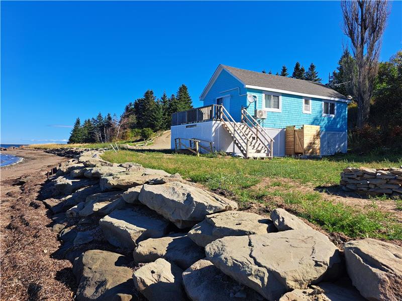 Bienvenue à la Pointe Dixon en Acadie, près du Pays de la Sagouine