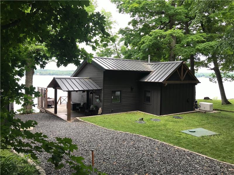 The Cozy Cabin on Dalhousie Lake | 20% OFF on all May and June Bookings!