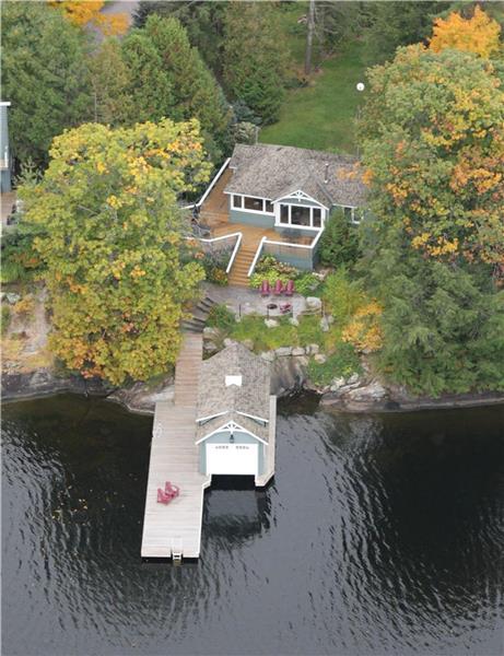 Lake Muskoka on Dudley Bay just north of Bala 1056 Sunset Bay Rd. $4200 per week