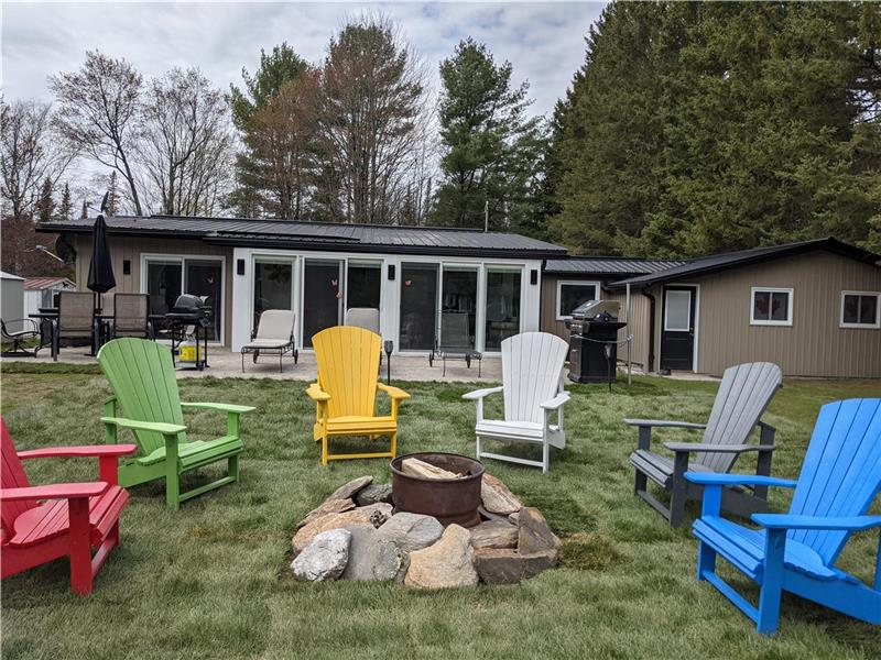 Waterfront Cottage with Hot Tub
