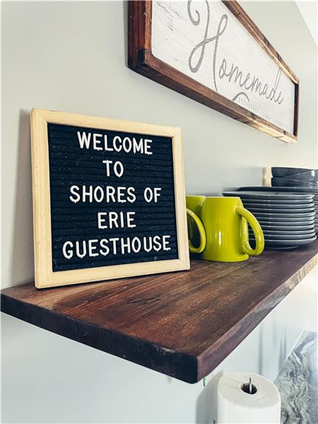 *Family & Child Friendly* Shores of Erie Guesthouse