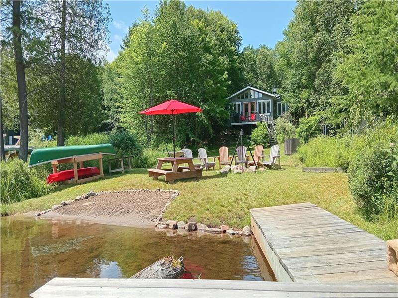 Quiet family-oriented cottage on Walker Lake