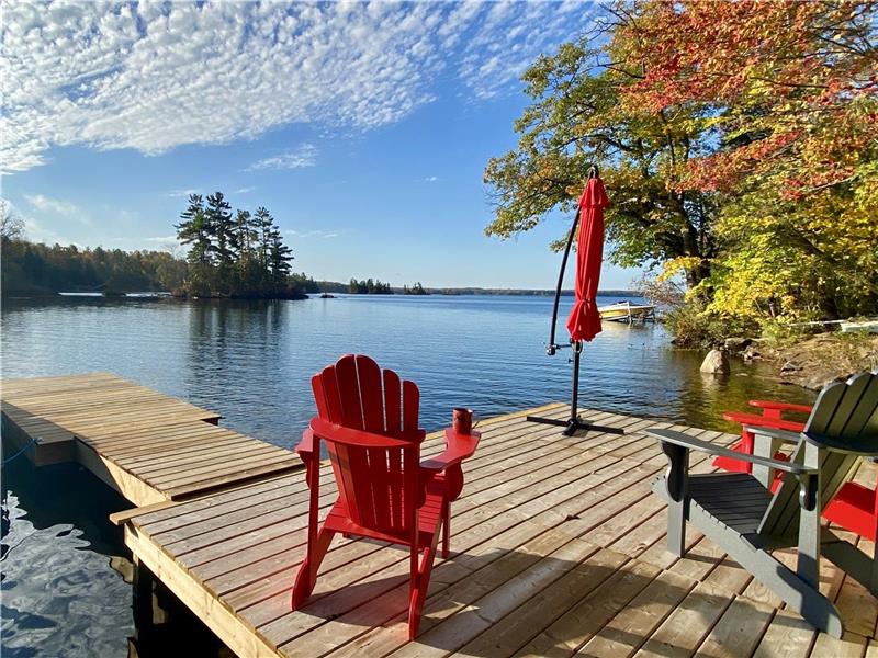 Head Lake - Cozy 2 Bedroom Family Cottage for Quiet Getaway - Clean, Bright & Fully Equipped