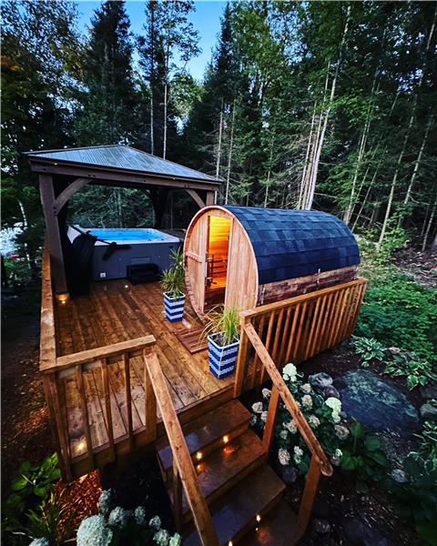 Thanksgiving at the Lake – Hot tub/Sauna - Muskoka - Premier fishing and snowmobile destination