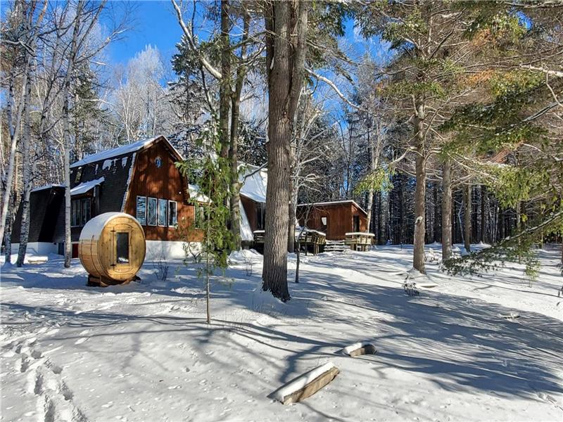 Twilight Fox Serene EV-Ready Retreat-Sauna, Algonquin