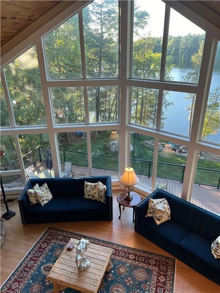 Cardinal Grand with hot tub booking the summer of 2026