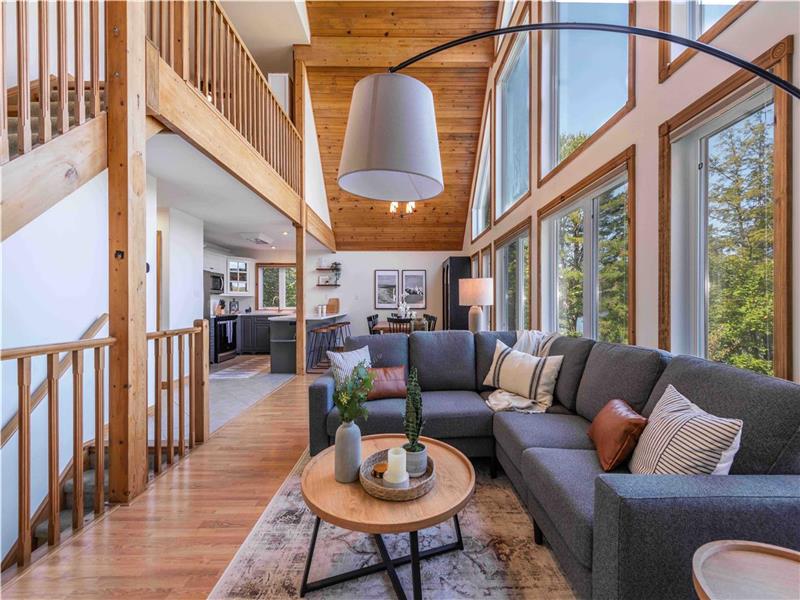 Private Lakeside Retreat on Fawn Lake, Muskoka