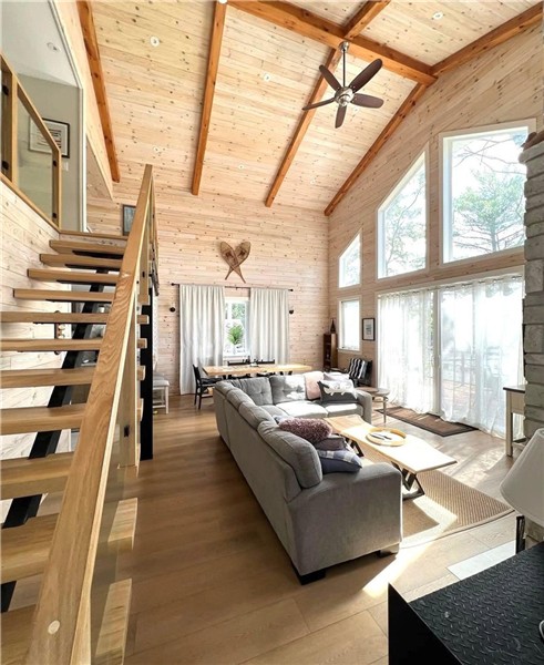 Brand New Modern Cottage in Honey Harbour