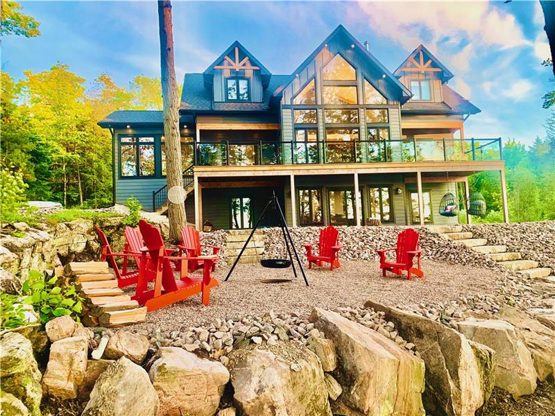 Shore Beats Work! Hot Tub and Sauna. Book your Getaway today! Only a few weeks left in August.