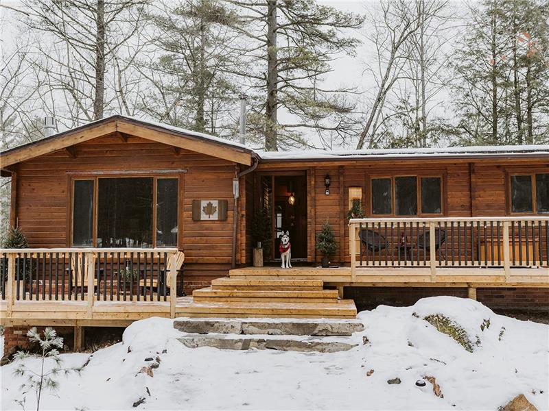 Waterfront Log Cabin on 18 Acres | Games Room | Dock | Kayak