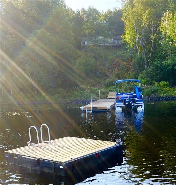 Four-Season Lakefront Getaway - Make great memories and have fun at the lake!