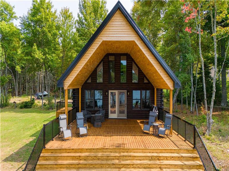 Location au bord du lac : votre refuge familial sur la rivière Richiboucto