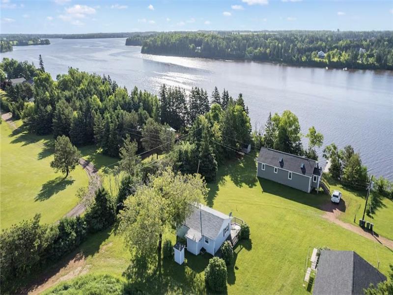 Ford's Riverview Cottage