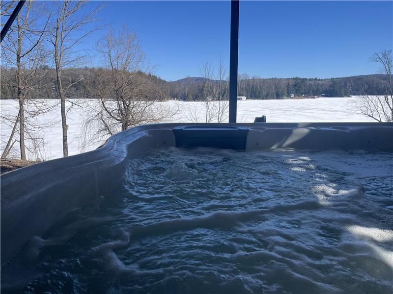 Manitou cove on the Gatineau river