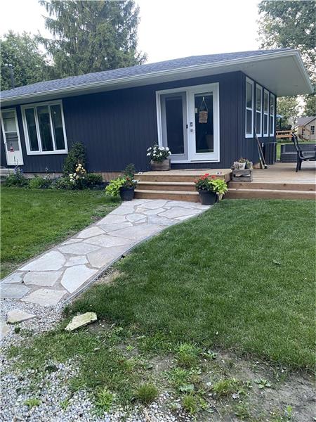 Lake Huron cottage between Goderich and Bayfield