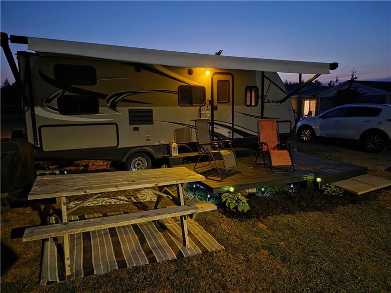 ***Camper Rental Near Private Beach***