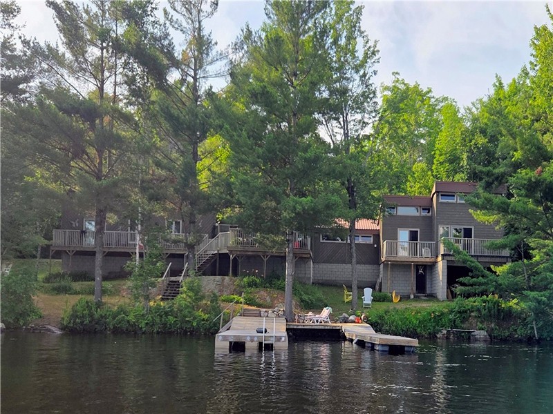 Family Friendly Healey Lake House, Perfect set-up for everyone from seniors to toddlers and pets