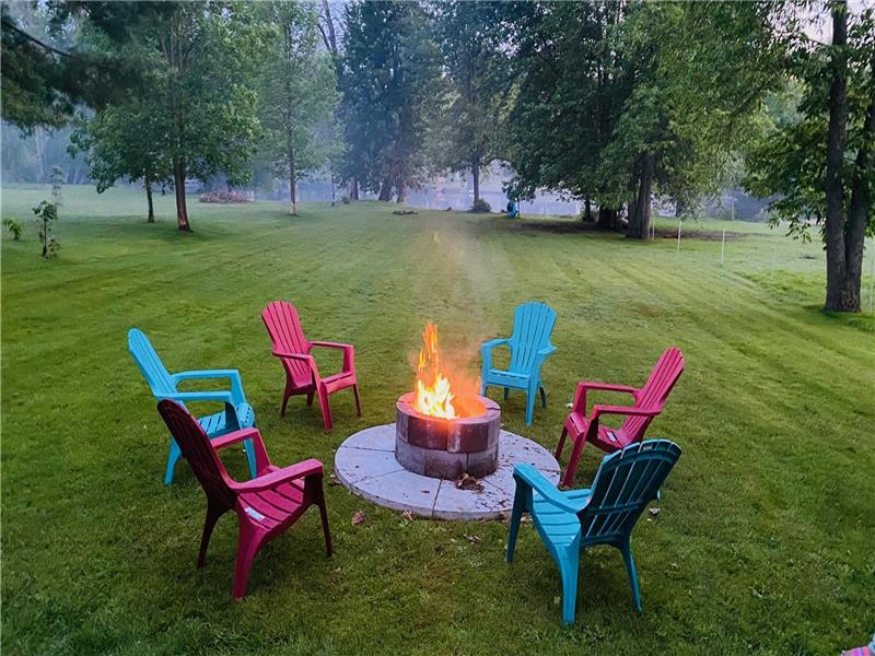 Cozy Tranquil Cottage Living