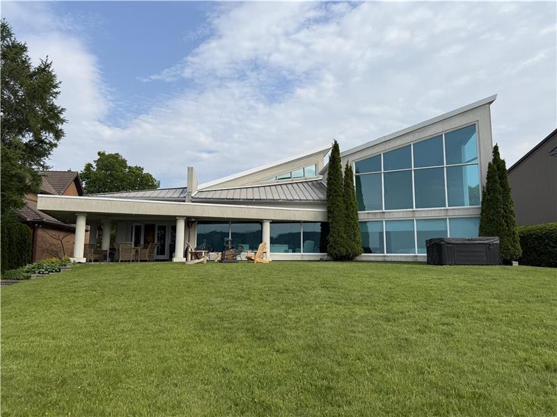 Elegant Cottage Serene Vibes